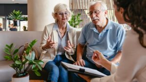 Financial Advisor Helping Consolidate 401k Accounts
